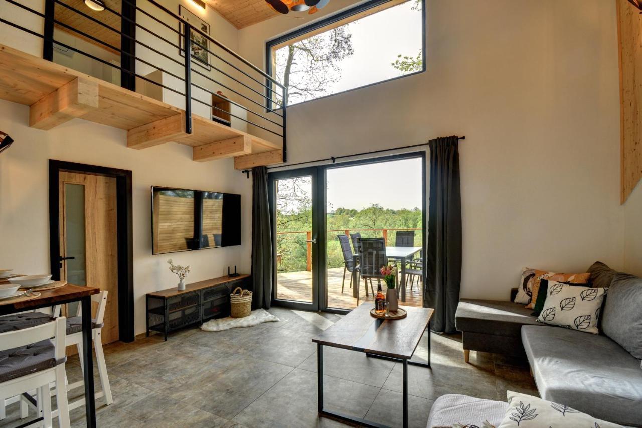 Riverside Cabin Doudleby Bagian luar foto