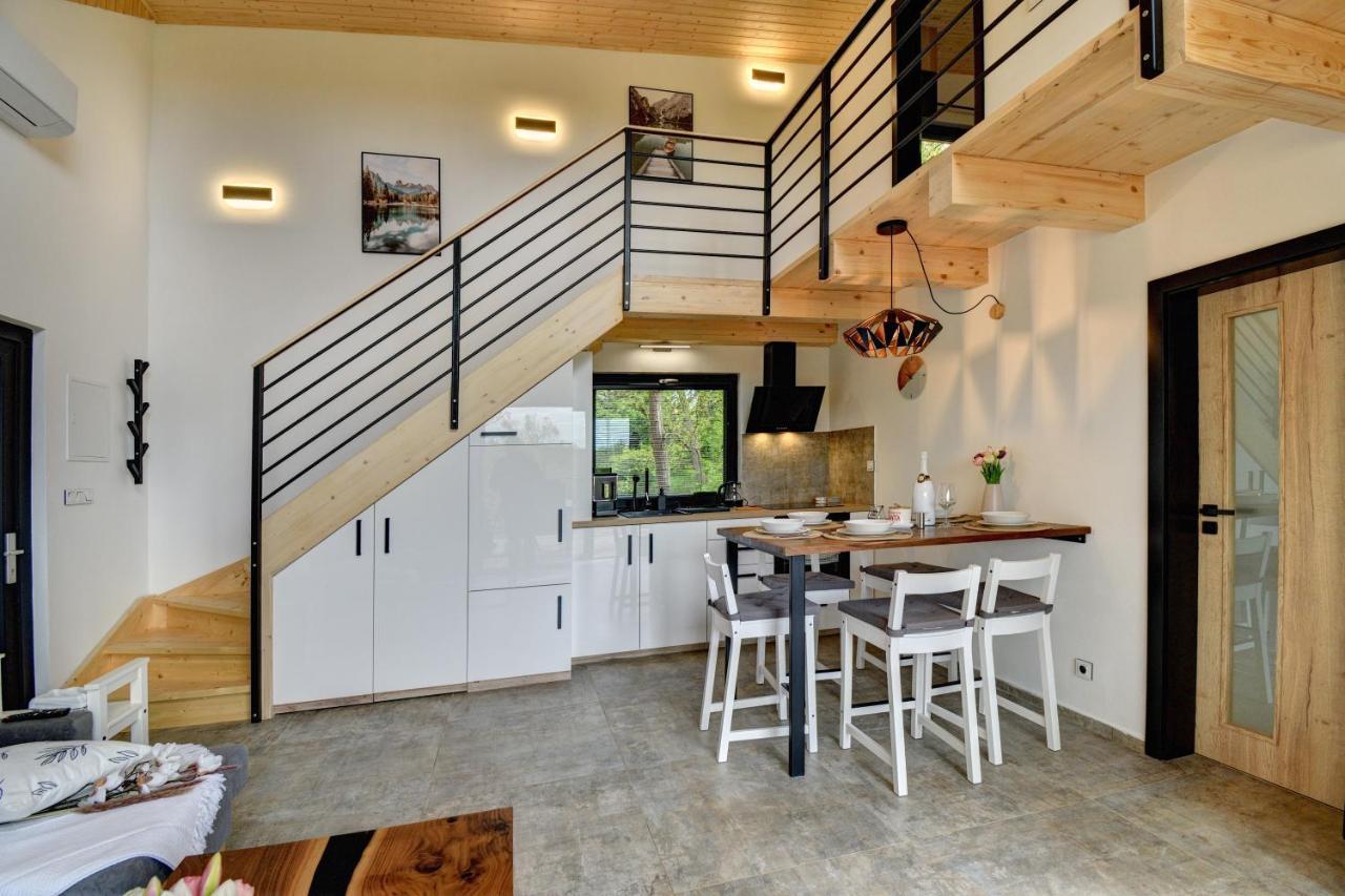 Riverside Cabin Doudleby Bagian luar foto