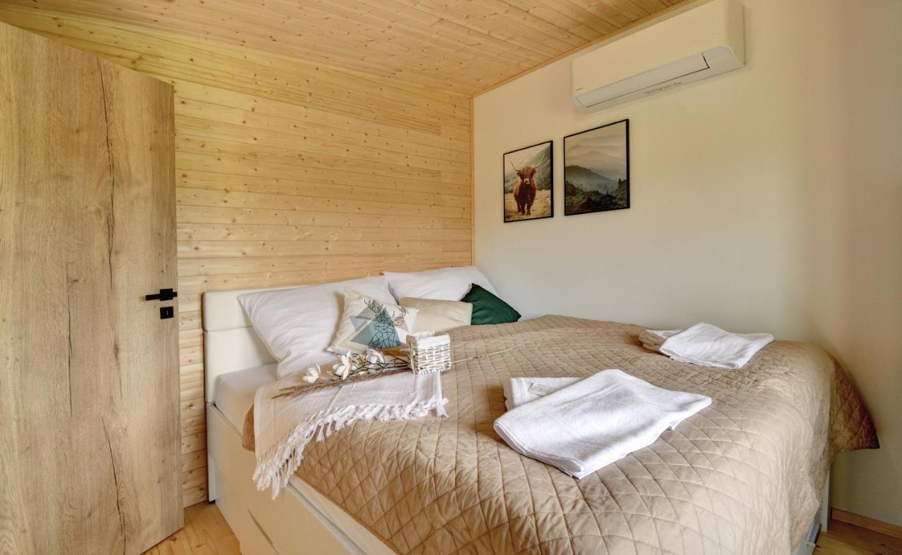 Riverside Cabin Doudleby Bagian luar foto